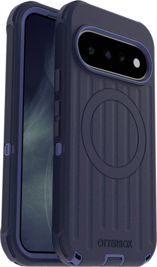 The OtterBox Defender Series Pro is the toughest case providing rugged protection against harsh drops. Equipped with magnets and non-slip texturing.