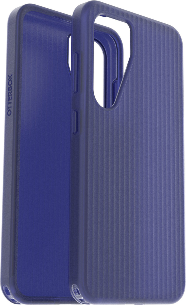 Featuring a soft-touch finish, the OtterBox Symmetry Soft Touch Series is a silicone case that feels lush and is reliable against drops.