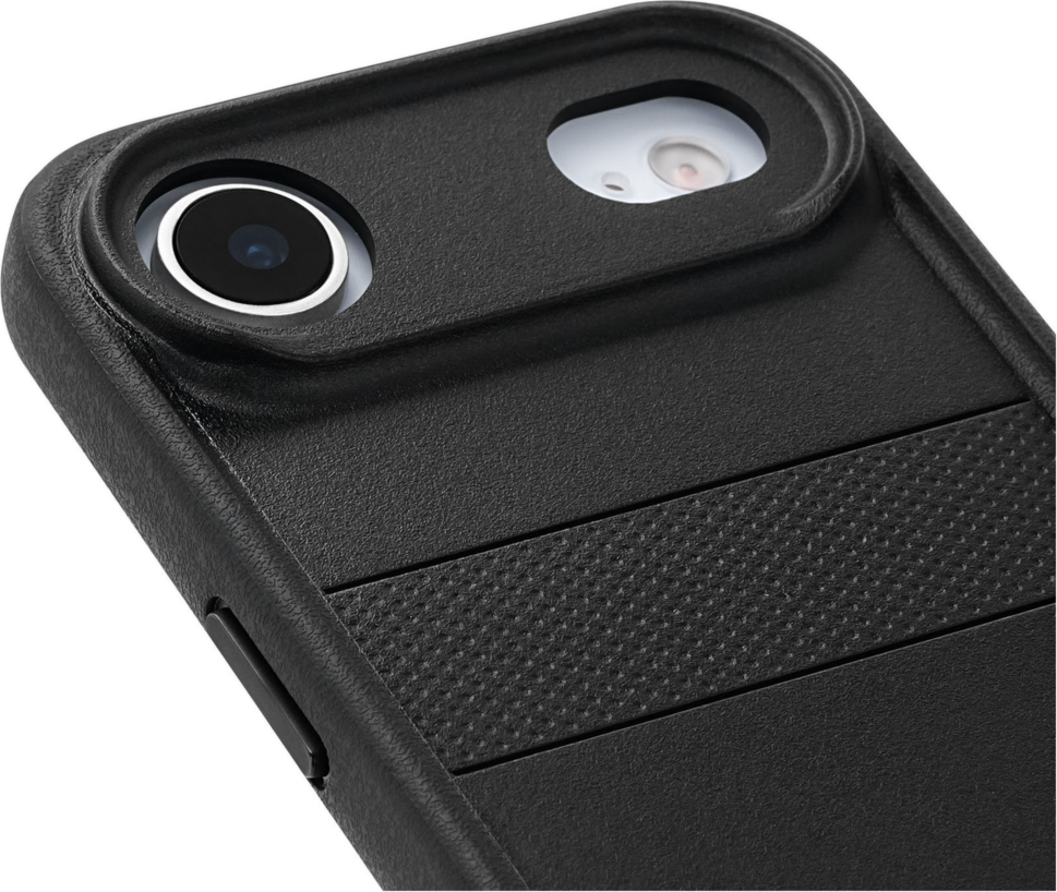 The Pelican Protector MagSafe Case delivers military-spec 16-foot drop protection with an impact-resistant design, a shock-absorbing lining, and strong built-in magnets for seamless MagSafe charging.