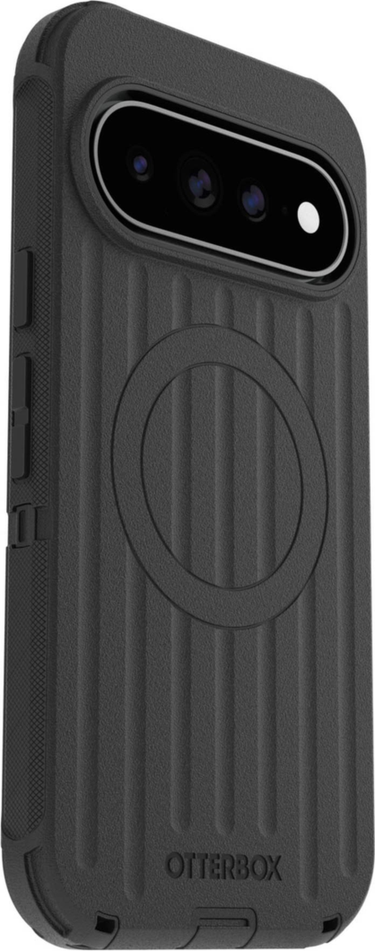 The OtterBox Defender Series Pro is the toughest case providing rugged protection against harsh drops. Equipped with magnets and non-slip texturing.