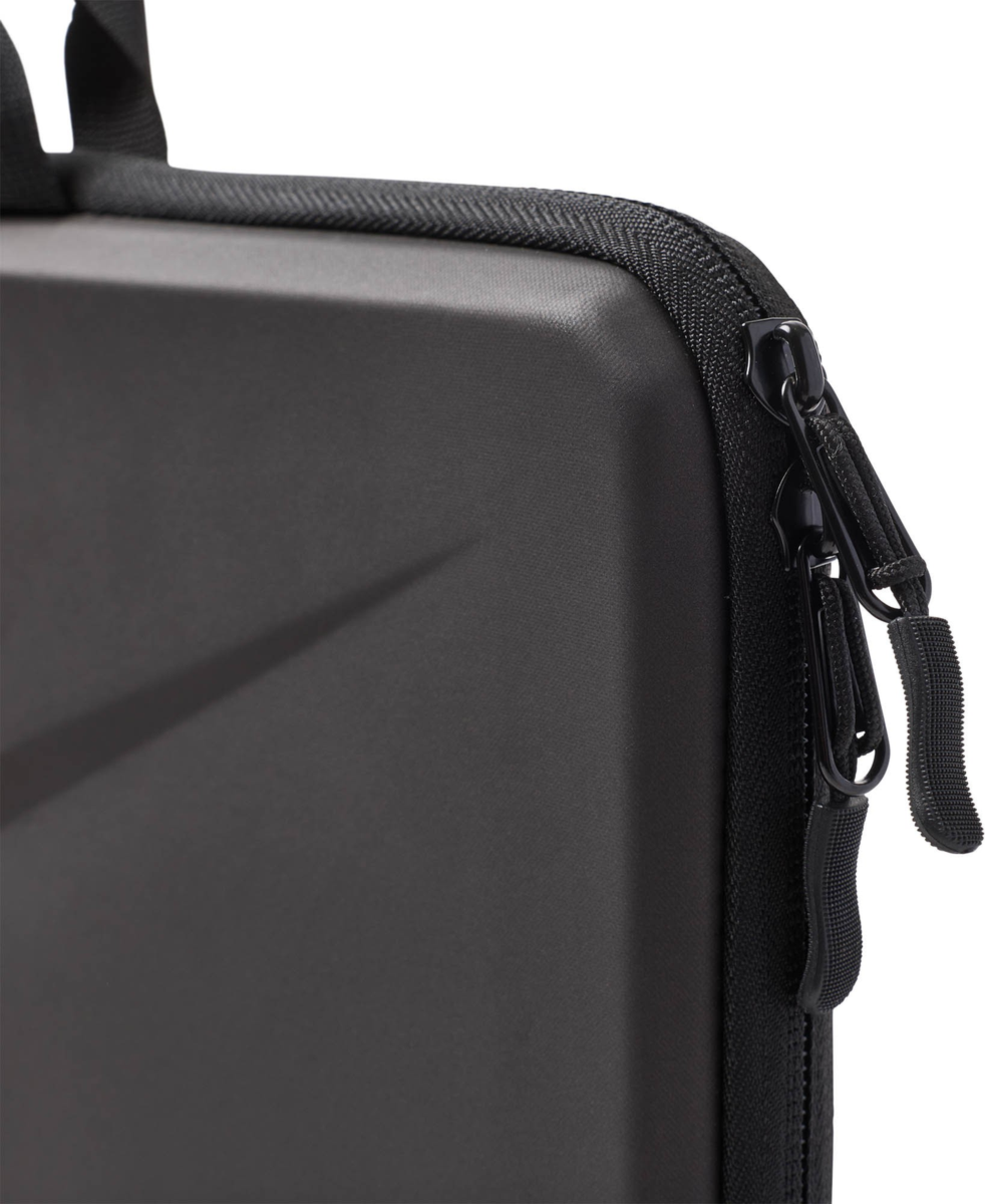 <p>The UAG Civilian Shock Sleeve offers premium protection, sleek style, and convenience for 14” laptops.</p>