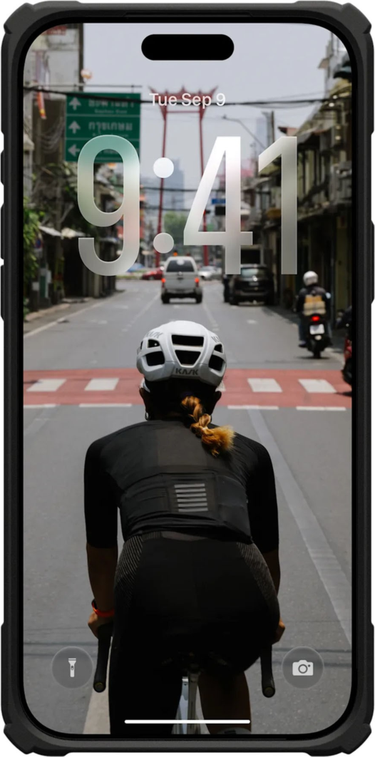 Urban Armor Gear (UAG) - Étui Plasma XTE MagSafe pour Apple iPhone 17 Pro Max - Noir et transparent