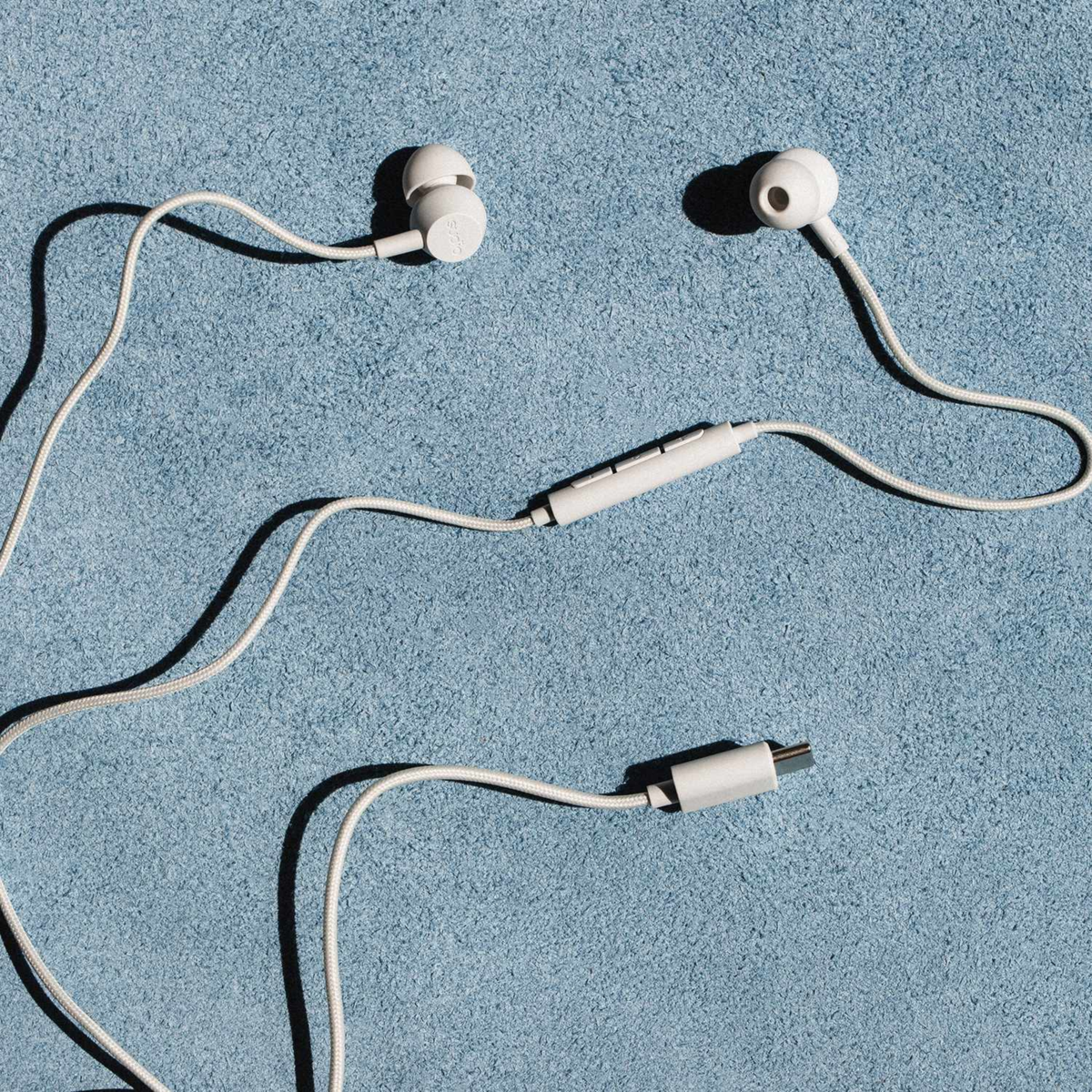 Sudio - V3s Essential Wired Earbuds - White