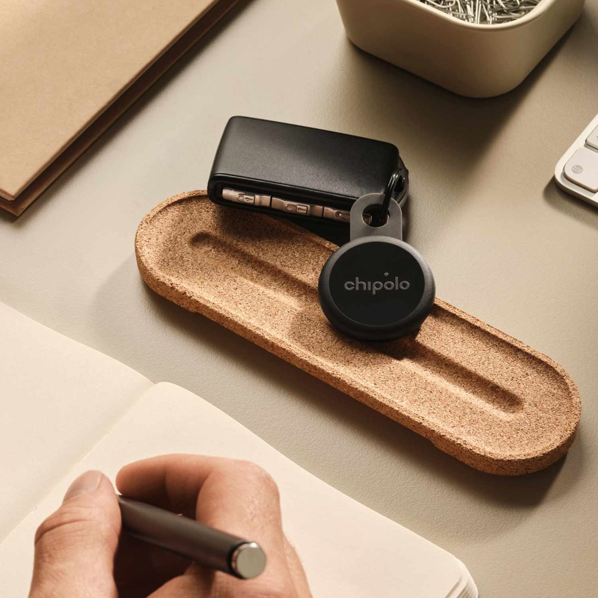 Chipolo - LOOP Tracking Tag x 4 (Works with Android's Find Hub Device or Apple Find My) - Charcoal
