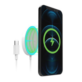 <p>Designed with MagSafe compatible devices in mind, the HyperGear 15W Magnetic Wireless Charger will fast charge in a snap.</p>