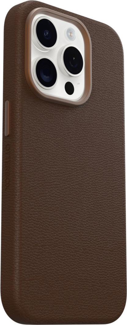 Crafted from organically grown and sustainably harvested nopal cactus, the Otterbox Symmetry Series Cactus Leather case for MagSafe offers a sustainable alternative to traditional leather products.