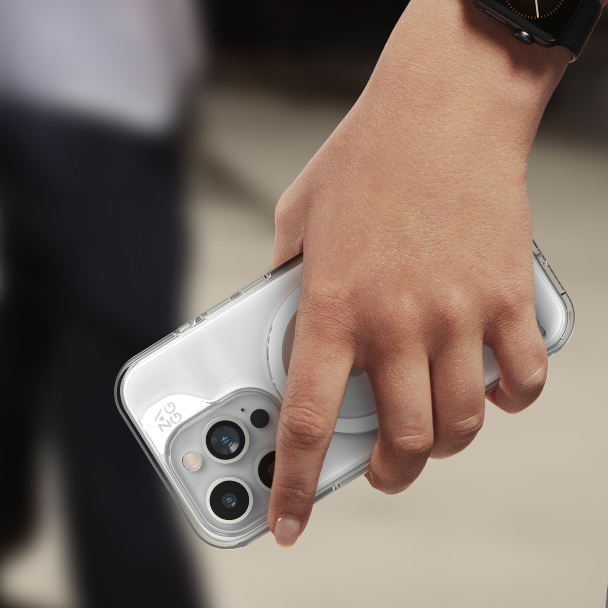 Strengthened with Graphene, ZAGG's Crystal Palace Snap series case with kickstand combines an ultra-slim, crystal-clear profile with up to 13 ft drop protection and seamless MagSafe compatibility.