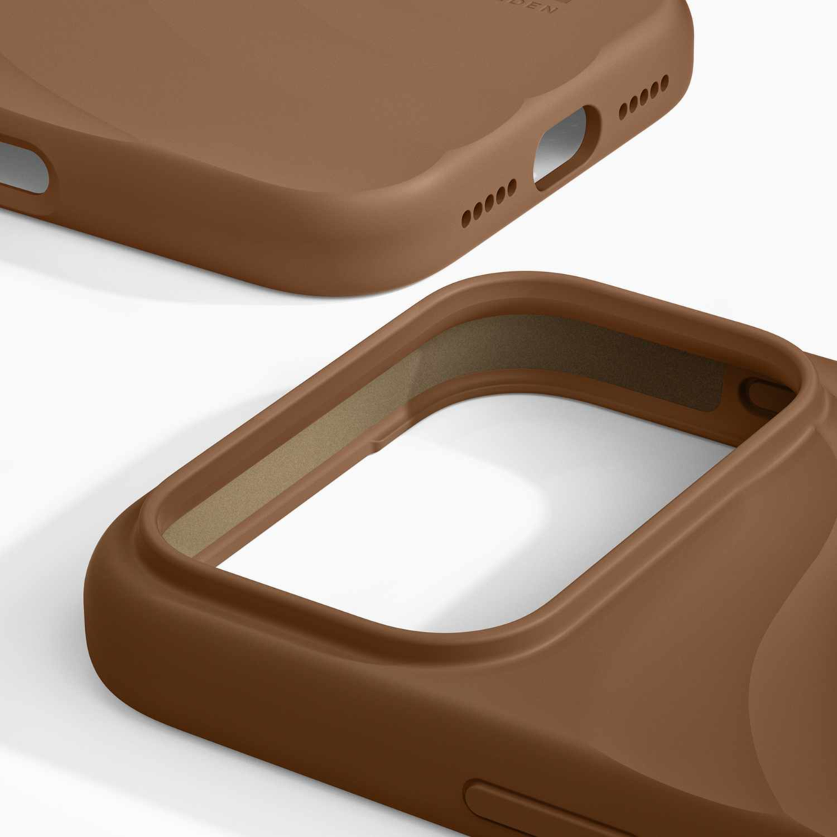 Ideal of Sweden - Soft Swirl MagSafe Case Salted Caramel for iPhone 18 Pro Max/17 Pro Max