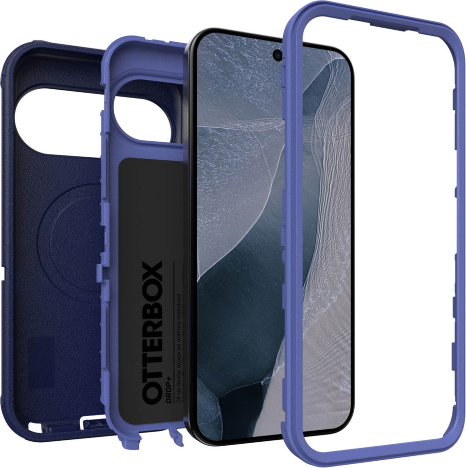 The OtterBox Defender Series Pro is the toughest case providing rugged protection against harsh drops. Equipped with magnets and non-slip texturing.
