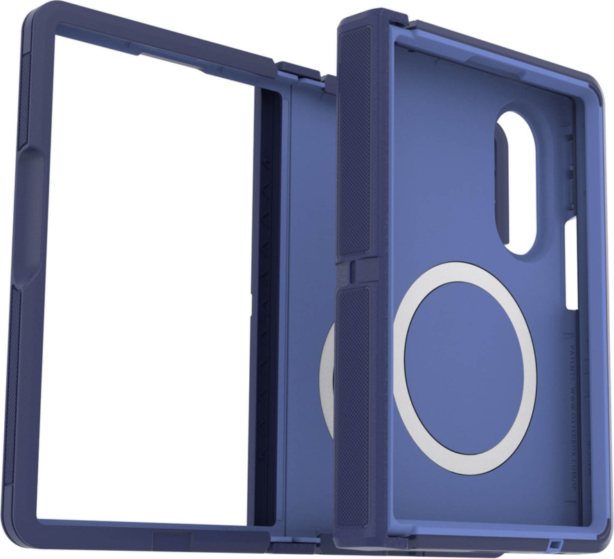 This rugged OtterBox Defender Series Pro XT with magnets case guards phones against the drops, dirt, scrapes and bumps with its dual-layer design.