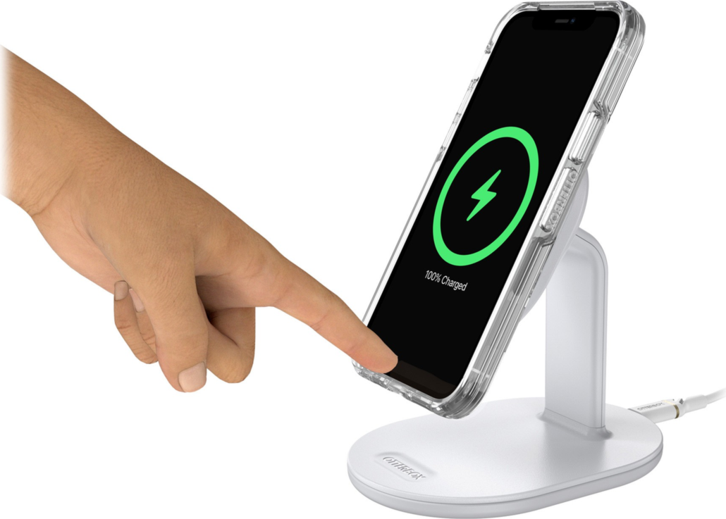 <p>The OtterBox 15W MagSafe Wireless Charging Station features a raised magnet pad for strong alignment and attachment.</p>