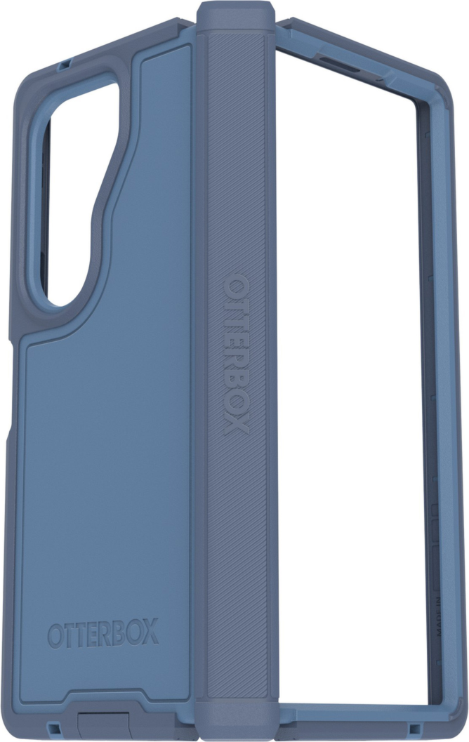 <p>Designed with both premium protection and functionality in mind, the OtterBox Defender XT series case boasts a cutting-edge form factor to guard a foldable device against drops, scrapes, and dings.</p>