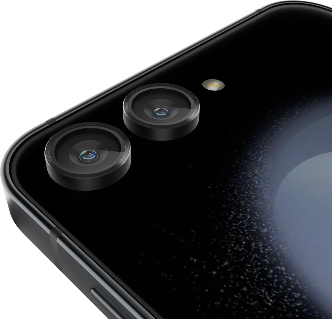 Engineered for every day— the Pelican Aluminum Ring Lens Protector features durable double-tempered glass to keep the camera lens safe from scratches and cracks.